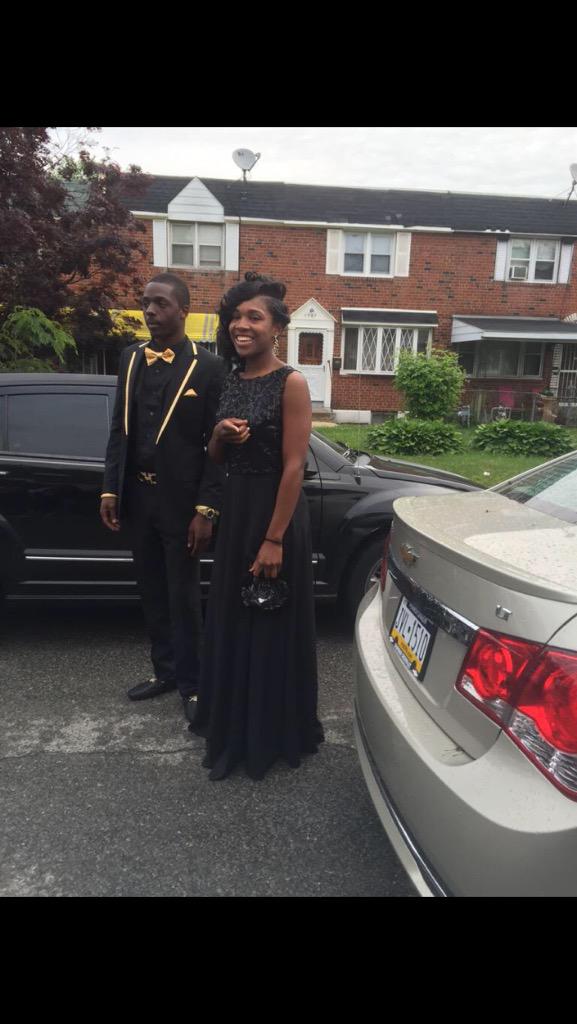 thehighprom's tweet photo. its not all about basketball with these 3 young lady's they can slay too🔥😍🏀 #SLAYED #Ballers #KilledIt #ChesterProm http://t.co/aPzJEjPgaF