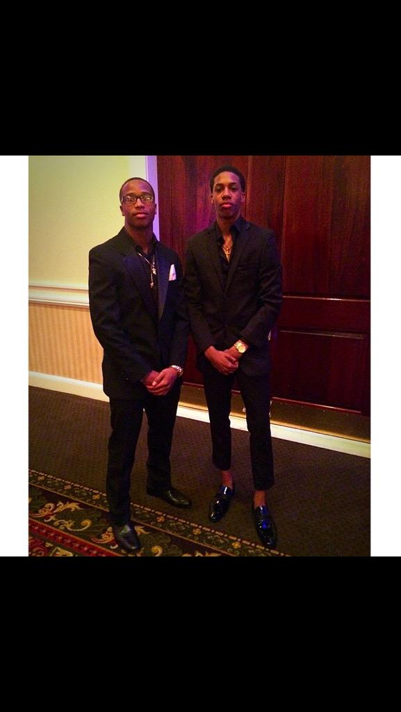 thehighprom's tweet image. The young men are Juniors huh? 😅  very well done  #PromReady #prom2015 #ChesterProm #LovingIt 😍😘#SlayedIt 🔥