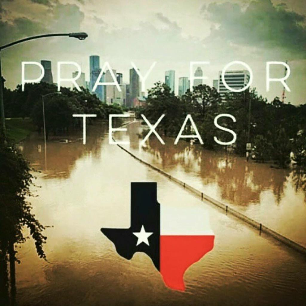 ShanaLester's tweet photo. #PrayForTexas #PrayerChain 🙏 http://t.co/44wSrI4TeV