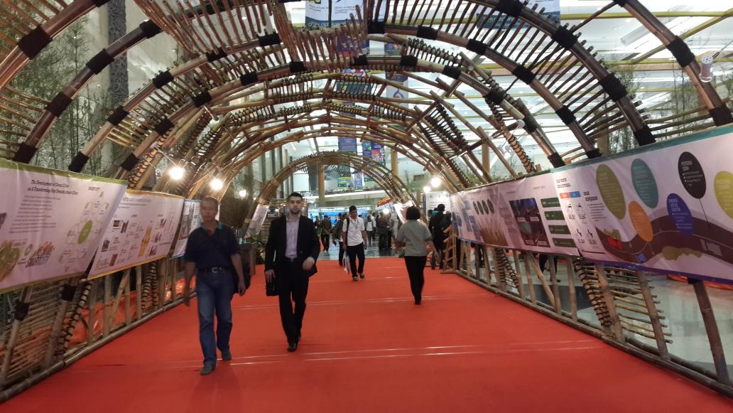 pu_ciptakarya's tweet photo. Yukkk kunjungi Pameran Water, Sanitation, and Cities mulai hari ini sampai 29 mei 2015 di Hall A, JCC @KemenPU http://t.co/9S4w409ivB
