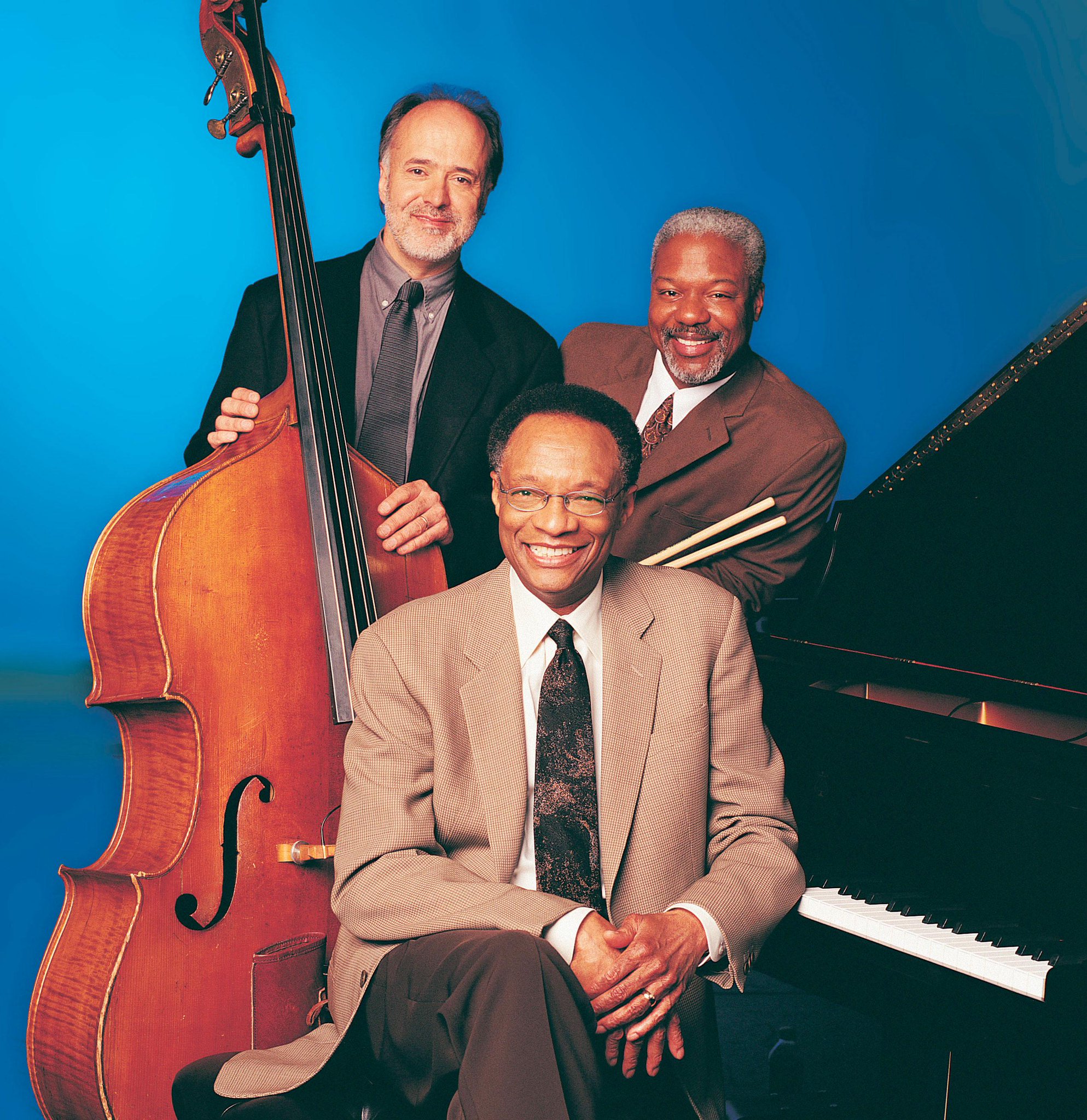 RAMSEY LEWIS, great  today turns 80. Happy Birthday Ramsey and enjoy us again! 