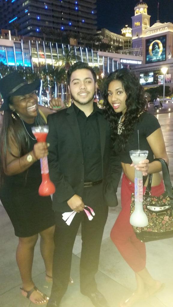 jms04's tweet photo. Coming from Fat Tuesdays in Vegas @__kaylahmom http://t.co/vZXxY4ewPE