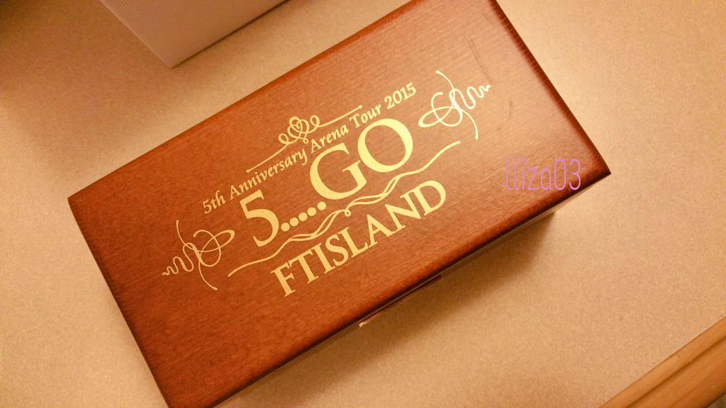 ftislandarg's tweet image. [PIC] 150527 - #5GO 5...GO Music Box 

Cr: Lliza03 
Compartido por: FTISLAND Argentina