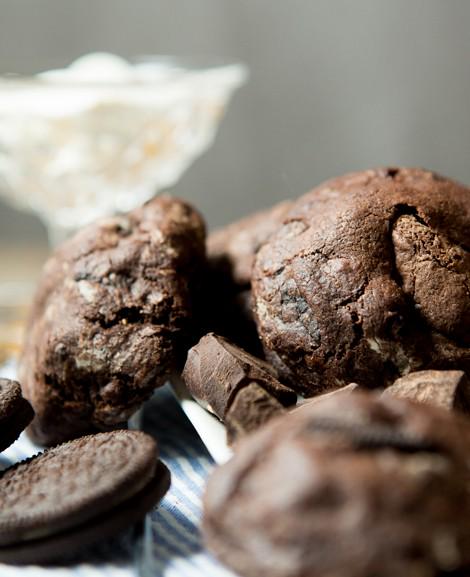 #Chocolate lovers can thank our Cravory chefs for going wild with this May cookie. bit.ly/1Qj1YEQ #dark #milk