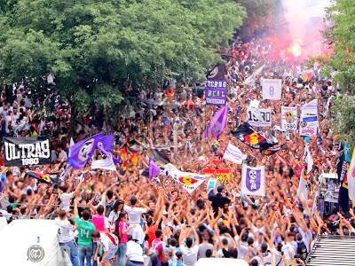 ultra_rmcf's tweet photo. Buenos días Madridistas de bien. #UltrasSur #SiempreFieles http://t.co/LyCzGQ1gNh
