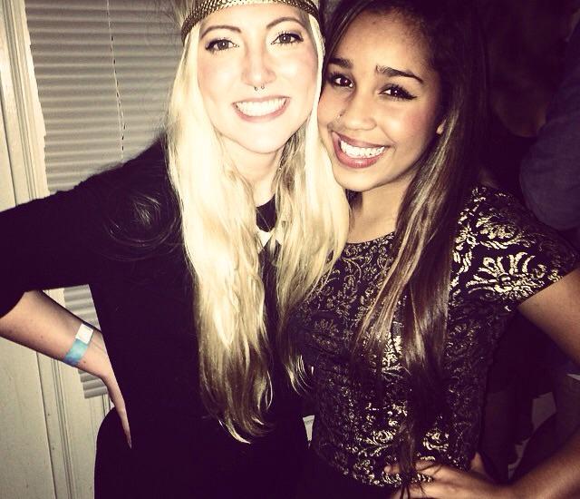 ShayHawthorne's tweet photo. Happy birthday sista 😘🎉 @SavannaSteeed http://t.co/8ANbpDoDz4
