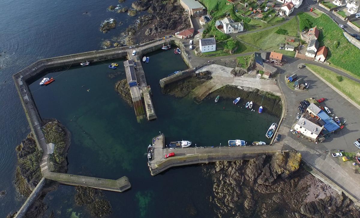 increatives's tweet photo. An interesting view of St.Abbs harbour taken this morning! @StAbbsVisitor @StAbbsMarket @StAbbsDiving http://t.co/Y3UR4DHxCC