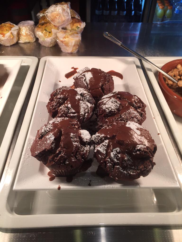 Uberstooks's tweet photo. Look at these @francosoup.
#MuffMuncher http://t.co/gPY2aqM66S