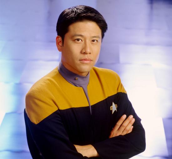 StarTrekBTS's tweet photo. Garrett Wang joins cast of STBTS. He'll portray Captain Harry Kim, commander of Deep Space 9 http://t.co/nQv51Ie2o0 http://t.co/TU68b8UCRF