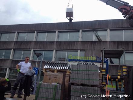 gooise_meren's tweet photo. Voor energiecoöperatie @watt_nu plaatst @SolarPartnerNL 83 zonnepanelen op het gemeentehuis van #Bussum: http://t.co/k7HBf46XwG