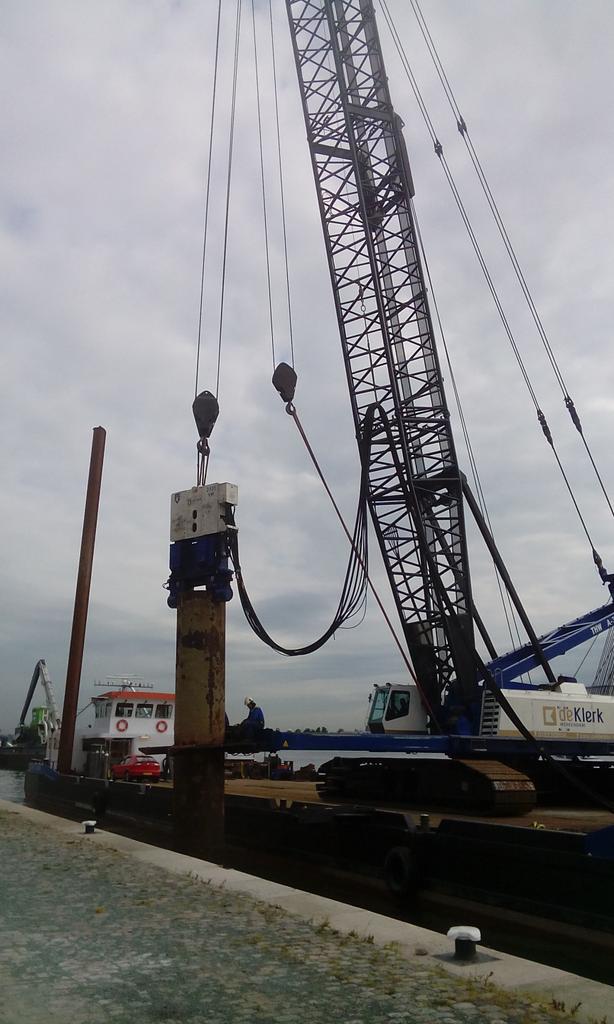 Berry van Oostrom (@b_vanoostrom) on Twitter photo <a href="/MvOgroep/">Martens en Van Oord</a> en de Klerk uit Werkendam maken samen afmeerplaats #goodhospitality <a href="/HollandShipyard/">Holland Shipyards</a> <a href="/MvOgroep/">Martens en Van Oord</a> en de Klerk uit Werkendam maken samen afmeerplaats #goodhospitality <a href="/HollandShipyard/">Holland Shipyards</a>