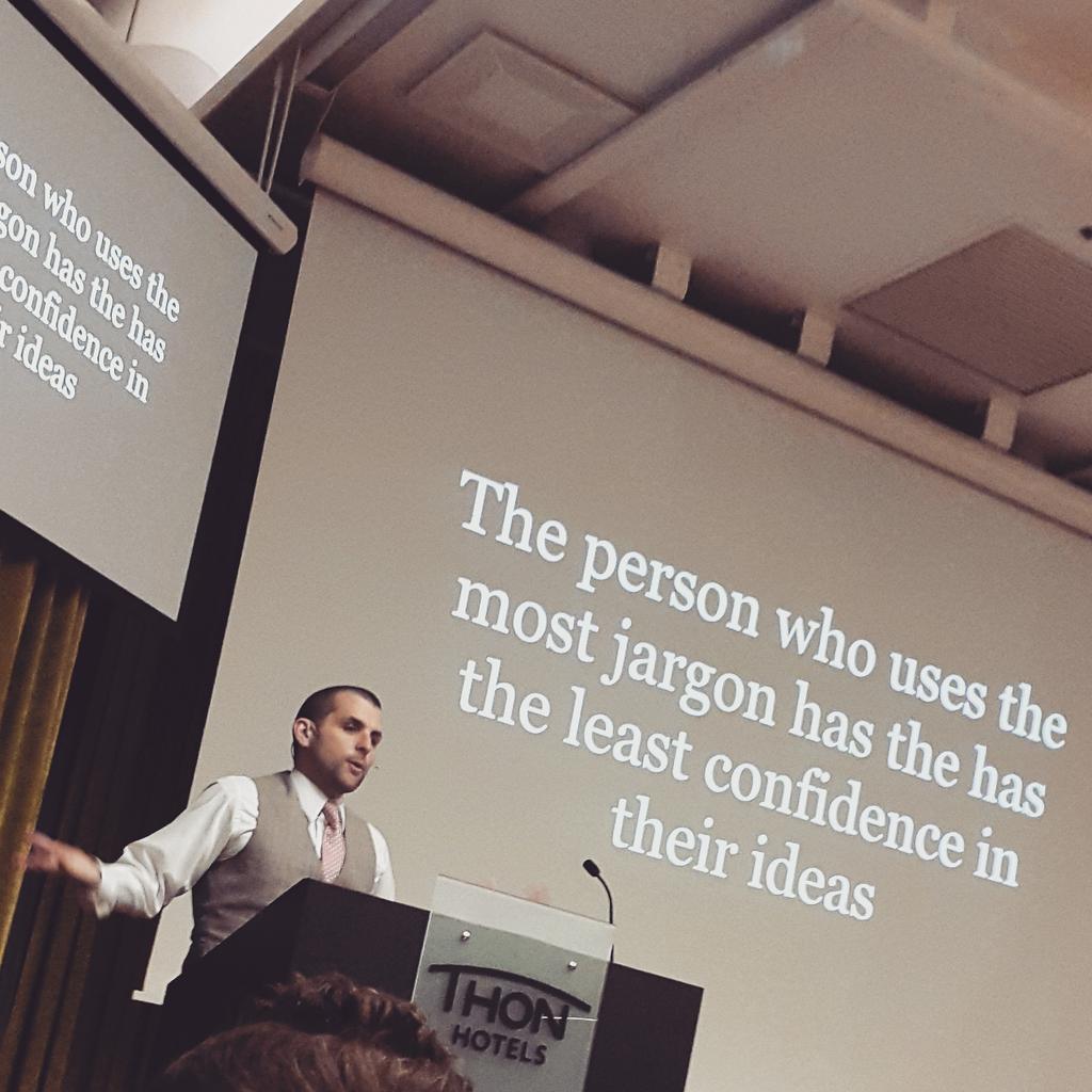 Intralife's tweet photo. Intralife 2015 er igang med Scott Berkun på scena #intralife2015 http://t.co/MABLFqj8Dm