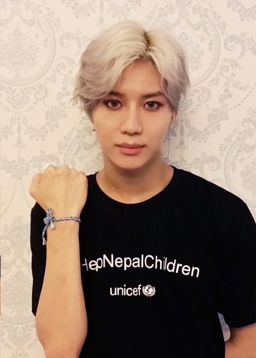 unicefkorea's tweet photo. 가수 #샤이니 (#SHINee) 의 따뜻한 마음이 꼭 전달되어 
네팔어린이들이 환하게 웃을 수 있기를 진심으로 기원합니다.

#네팔긴급구호 : http://t.co/wOv7VNyaEL

#유니세프 #네팔팔찌 http://t.co/5ErEgiRM8A
