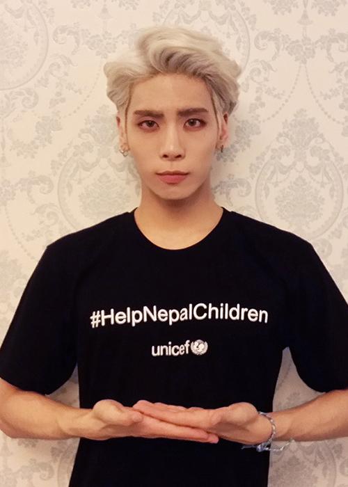 unicefkorea's tweet photo. 가수 #샤이니 (#SHINee) 의 따뜻한 마음이 꼭 전달되어 
네팔어린이들이 환하게 웃을 수 있기를 진심으로 기원합니다.

#네팔긴급구호 : http://t.co/wOv7VNyaEL

#유니세프 #네팔팔찌 http://t.co/5ErEgiRM8A