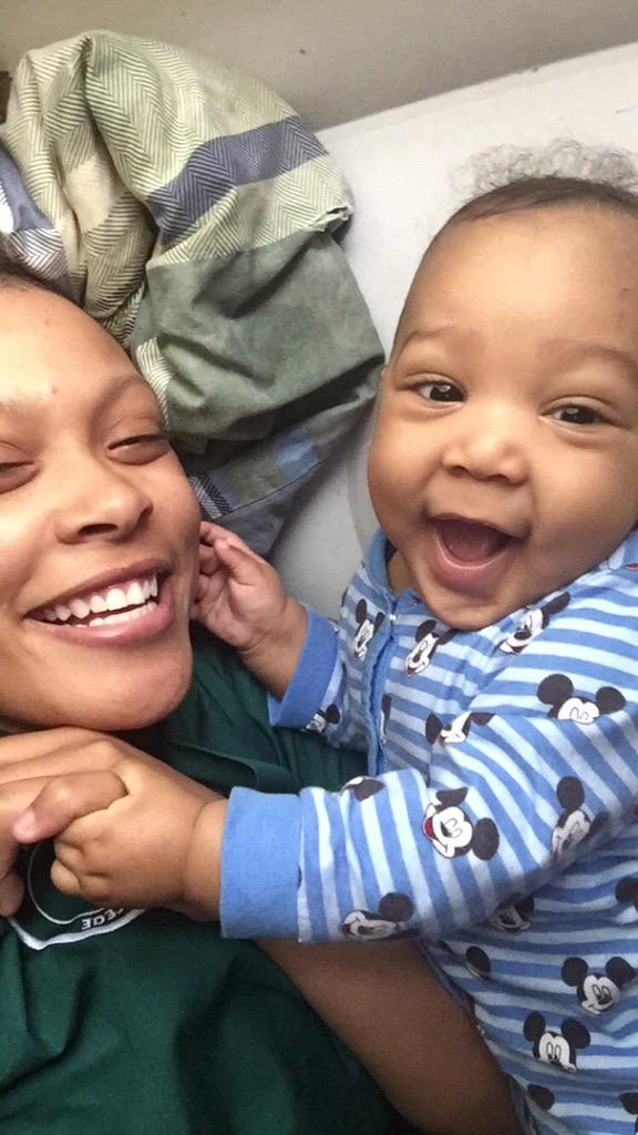 erical__'s tweet image. We can last forever come on baby won't you hold on to me, hold to me 🎶🎤💙