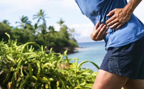 runnersworld's tweet image. How to avoid 6 common midrun mishaps: bit.ly/1S9wYcl