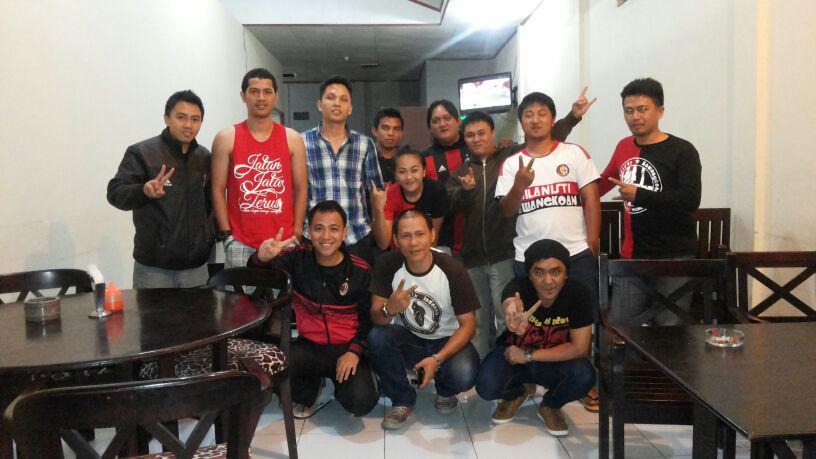 Perayaan Hut ke-3 <a href="/MIBsKawangkoan/">MISMAN Bs.Kawangkoan</a> .. @donnyadams_  <a href="/FaldyLeo/">Faldy Sumakul</a> <a href="/Lemon1899/">Lendy Mamonto</a> <a href="/MiLka22_ACM/">Milka R-Montolalu</a> <a href="/MIsezManado/">Milanisti Manado</a> <a href="/MilanistiOrId/">Milanisti Indonesia</a>