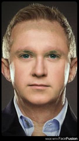 grapesodagraham's tweet photo. If you morph Niall Horan and Louis Walsh you get someone that looks pretty similar to Martin Freeman. http://t.co/gJHJUKHpSY