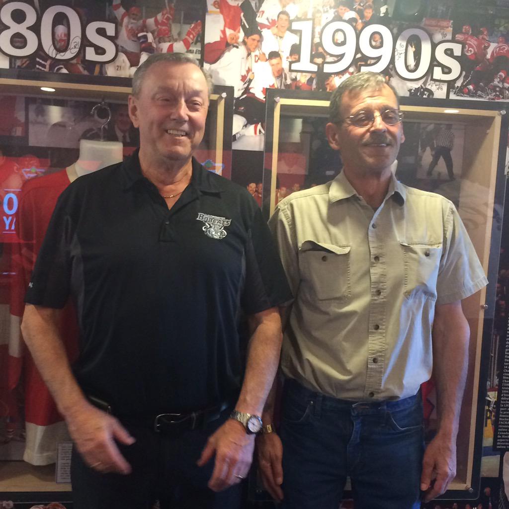heggy12's tweet photo. Congrats to @bobtroup and Vern Curtis for winning the Hero of Play for all their volunteer hours with @LloydBobcats. http://t.co/harZ2bgJMo