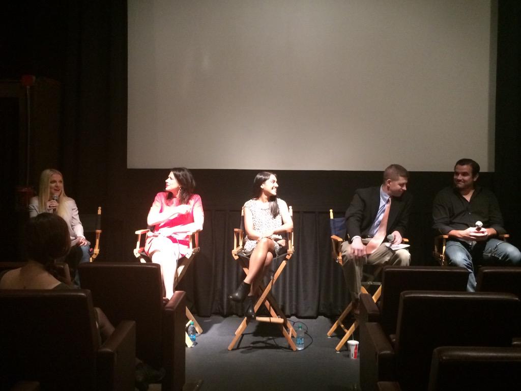 SupportAFF's tweet photo. .@Patricia_AFF moderates @TWILDM panel discussion @Tribeca Cinemas w/ @BattleBudsNYC #ReturnTheService http://t.co/uQNoJ6eZSE
