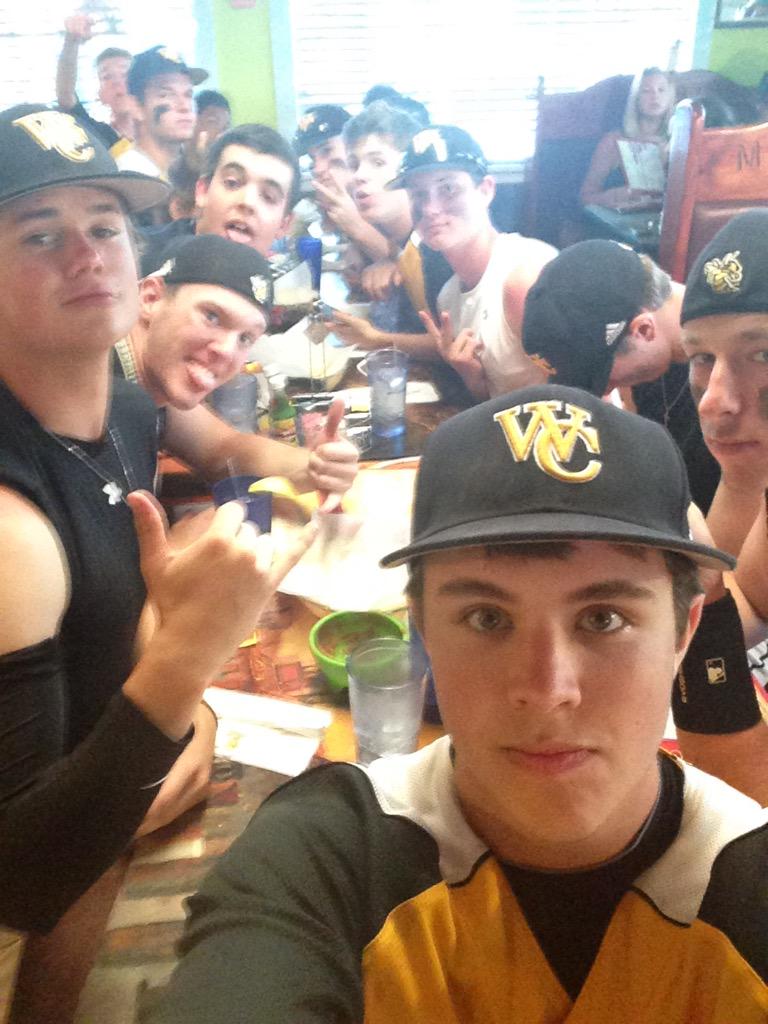 WCBaseball01's tweet photo. Team celebrating the win tonight #Family #OneMore http://t.co/t7P1PmLLfj