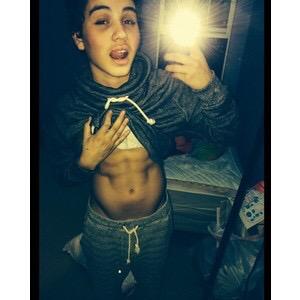 Sam✝ (@skxterfxke) on Twitter photo 