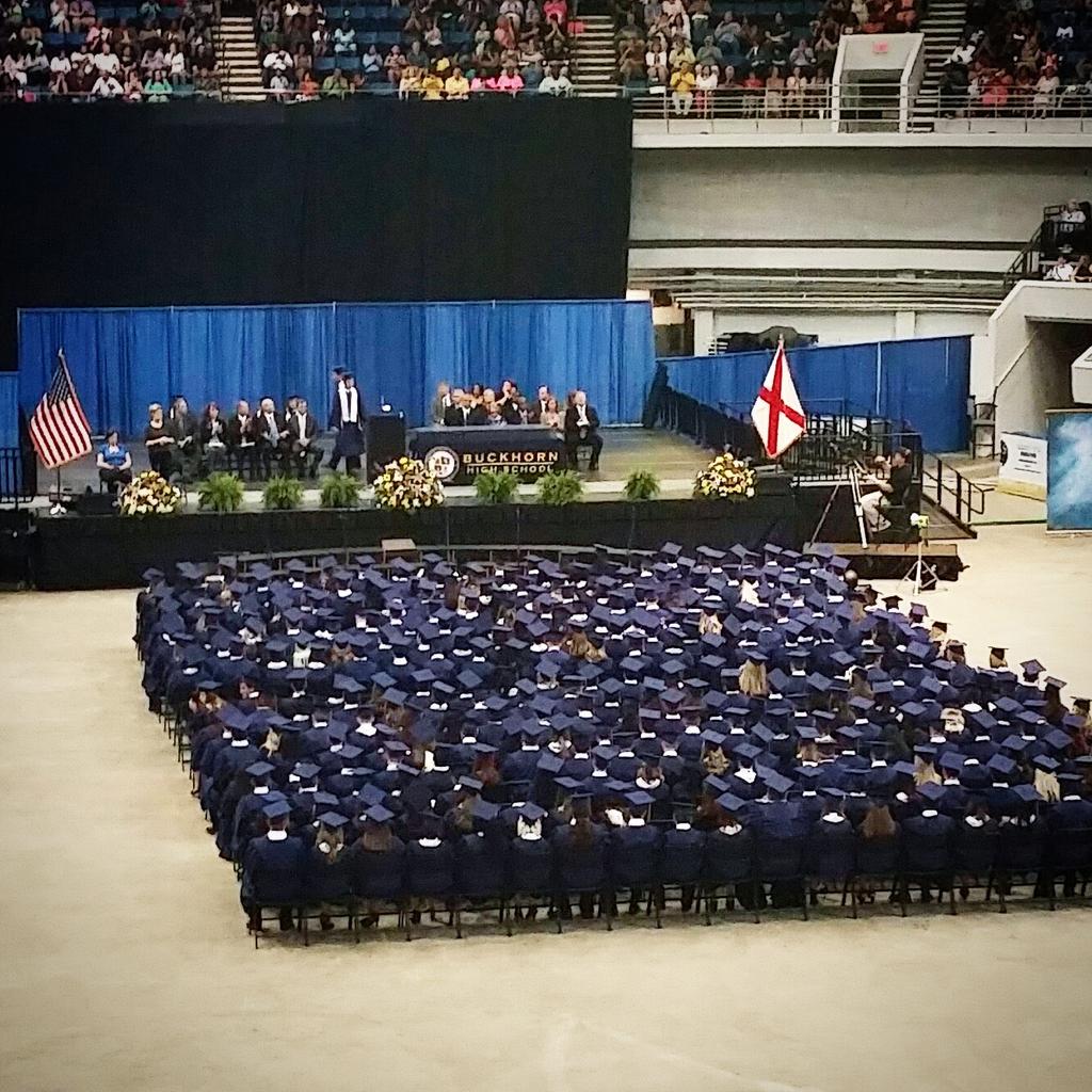 Illusions_CC's tweet photo. Congratulations BHS Class of 2015! @misskayleeamber @Catherinelynn19 @chelseacelest_1 @HayleyyNichole http://t.co/oS98jqtBkf