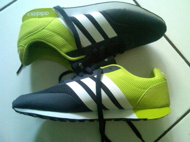 Neo V Racer Tm sz 41 1/3 IDR.350K <a href="/TolakapSneakers/">TolakapSneakers</a> @tokosepatuindo <a href="/AllDaySneakers/">A.D.S</a> <a href="/Allpremstore/">Allpremstore</a> <a href="/inisepatuuMLG/">Ini Sepatu MLG</a>