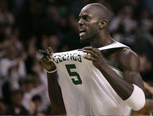 Happy Birthday to one of the best to ever play. My favorite player, future HOFer, KG,  the BIG TICKET, Kevin Garnett 