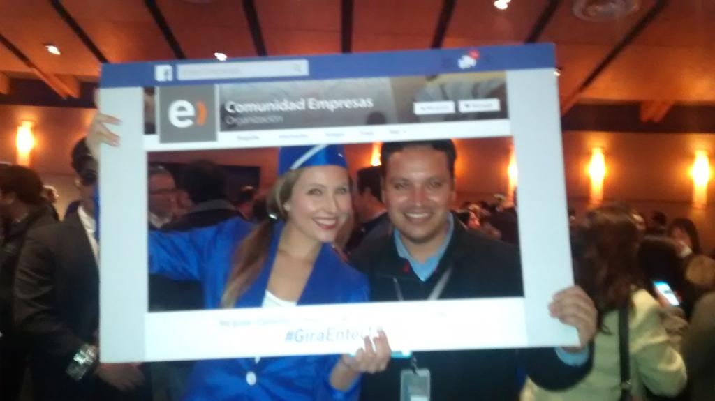 vb_juan's tweet photo. En #GiraEntel15 http://t.co/JXCsD9fNLI
