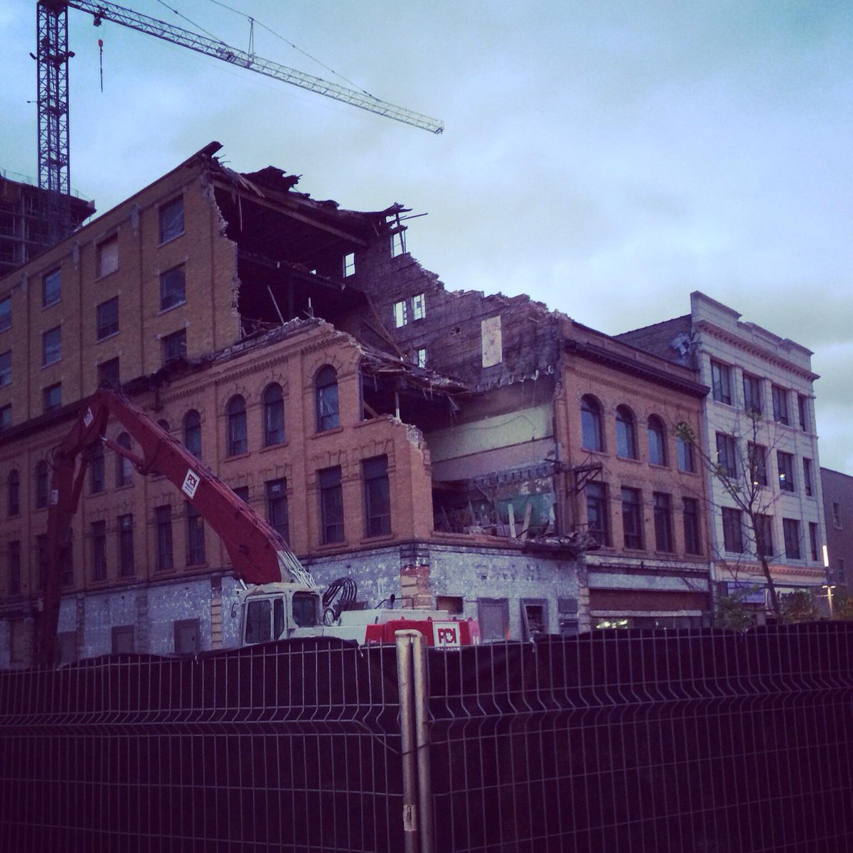 brown_salon's tweet photo. So sad to see another building leave #downtownkitchener #timeforchange http://t.co/9lBoHpQiuY