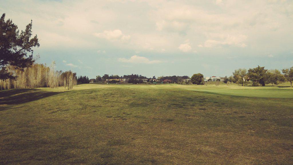 morere's tweet photo. Golf en @LRCardalesGolf @PGAOFICIAL1 http://t.co/ECnYbRaYha