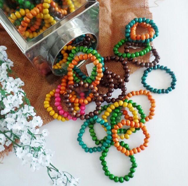 good morning ❤️ coloring the day with colorfull wooden arm candy by <a href="/_NIMONINA_/">NIMONINA</a> 👌have a good day!!