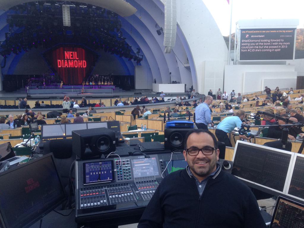 rvasquez79's tweet photo. #TweetCaroline it feels so good, so good being here! Thanks Andy &amp; Lynn http://t.co/Yv1Bq2349a