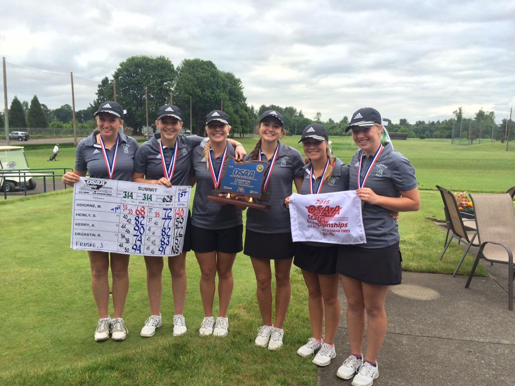 stormgirlsgolf's tweet image. What a great year it has been #7peat #4peat #GoStorm