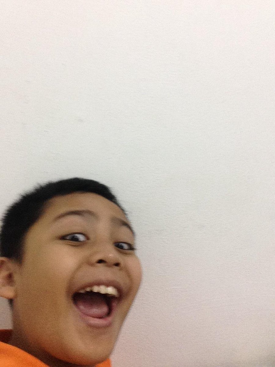 Scowlerito's tweet image. Crap not again alone at my house, But I am HAPPY 😄😄😄😄