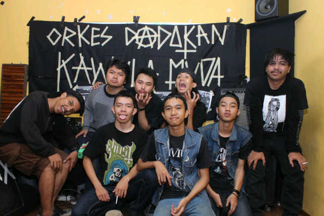 ARCHMORK's tweet image. Don't forget it the muda's :-) @veticamusic dll \m/