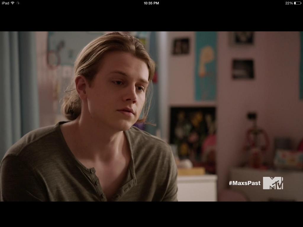 Itsxsashaxboo's tweet photo. #MaxsPast seeing him sad makes me want to cry #FindingCarter @saxonalex @finding_carter http://t.co/9G0ysYziya