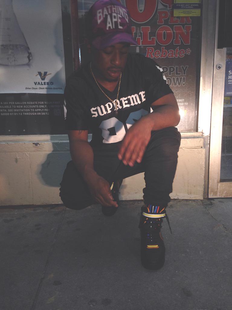 ReefDestro's tweet photo. in my stance #veryrare http://t.co/V2b3ren9XO