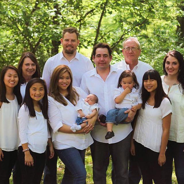 CookTimeRemmi's tweet image. Family picture minus Madde!! Love my family!! #RemmiCooks #CookTimeWithRemmi