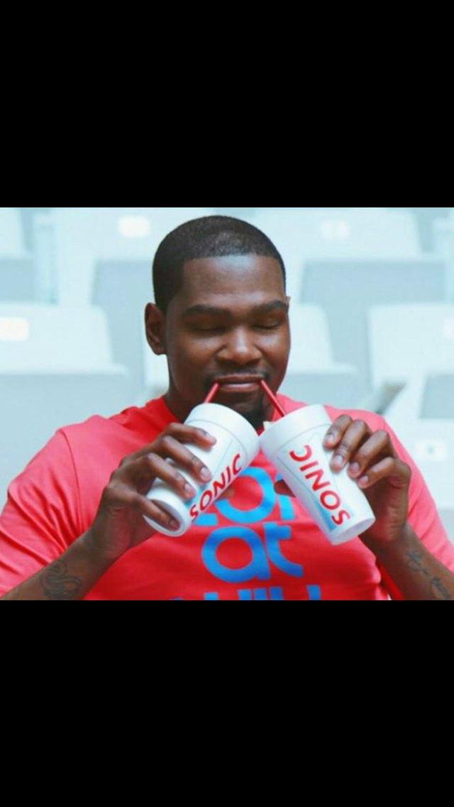 BrettKenaga's tweet photo. RT @NMe3zyy: Kevin's probably on his couch sipping that freaking slurpie http://t.co/8Awz5KA1YW