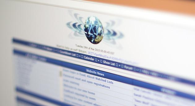 engadget's tweet image. The internet's biggest TV pirate calls it quits after scam engt.co/1Ak8Xtd