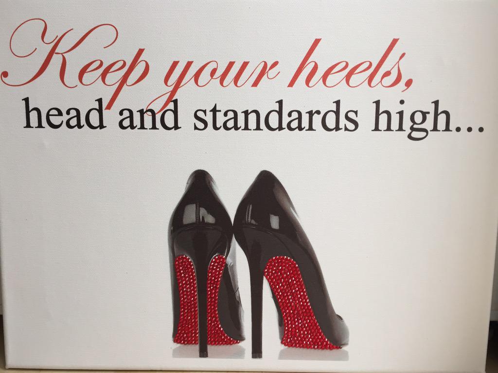 Kc_blingz's tweet image. Shop online @ kc-blingz.com pet products, wall canvases, footwear, phone accessories &amp;amp; more 👛💎👟📱🐾