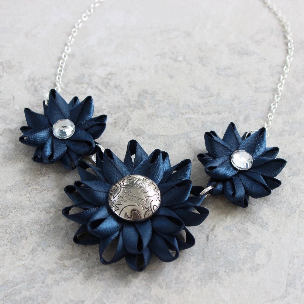 PPerceptions's tweet photo. Blue Necklace, Peacock Blue, Custom Color, Dark Blue Necklace, B… https://t.co/ZzEKAwatBL #esweddings #NavyAndSilver http://t.co/eiG71bj6xN