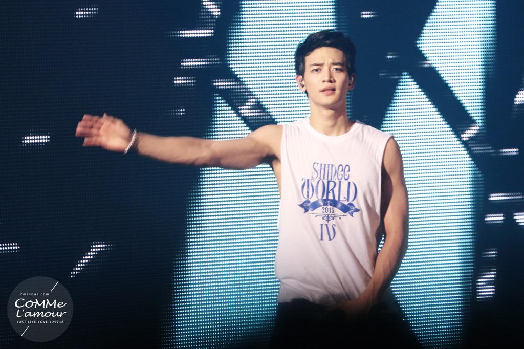 CoMMe_Lamour's tweet photo. [ 150515-17 ] SHINee WORLD IV in SEOUL 2min ×4p. Our lovely 2min (/^▽^)/ . Please do not modify，thanks. http://t.co/wjBekBh5G5