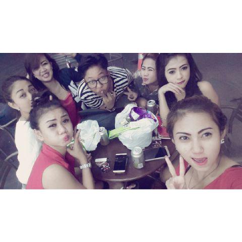 verahandayani20's tweet photo. Frend http://t.co/5muagiQnuh