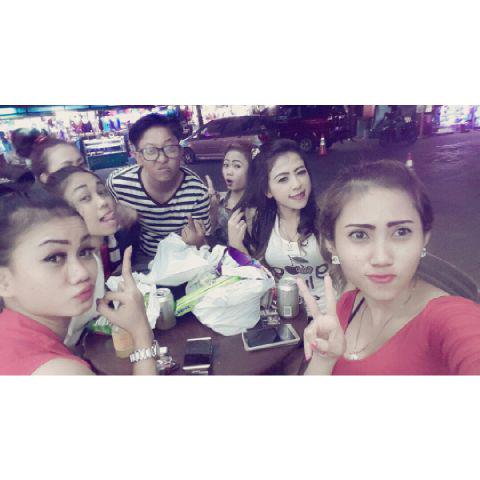 verahandayani20's tweet photo. Frend http://t.co/5muagiQnuh