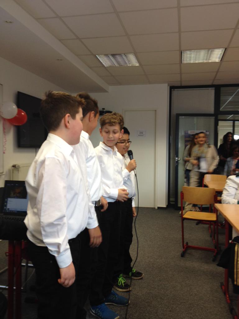 DialogKoeln's tweet photo. Muttertag am Dialog Hansaring http://t.co/dnOuDmVcky