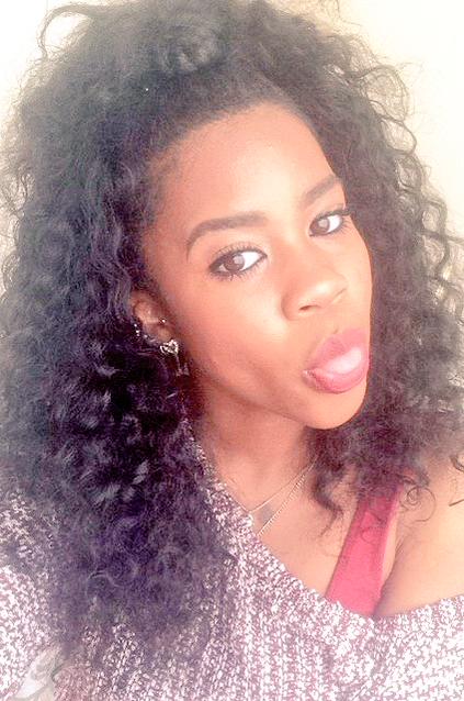 OfficialNyi's tweet photo. 👅💕 http://t.co/nc0uugx5je