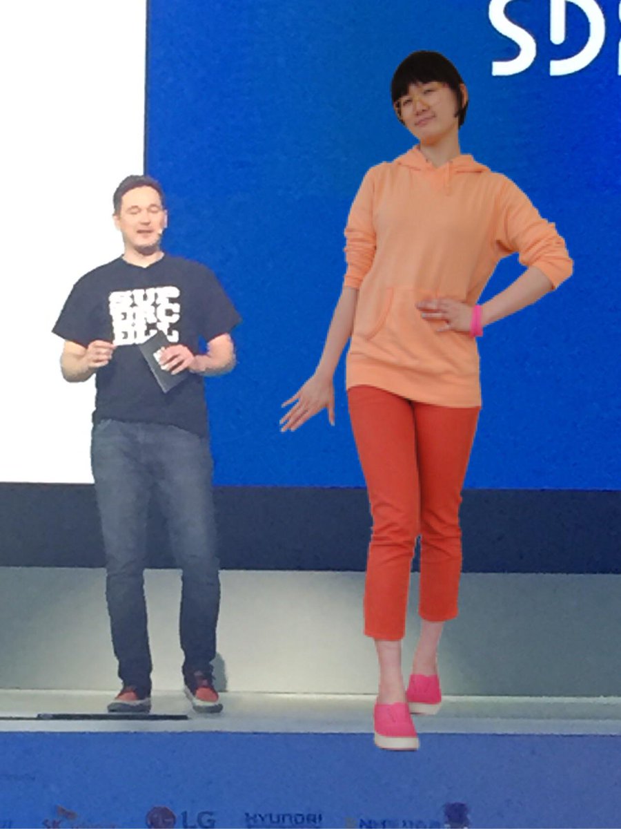 kikikeem's tweet photo. @ipaananen #sdf2015. I am so inspired by your company culture. super super supercell!!!! I want to touch it!!! http://t.co/2PFUmlp5Uw